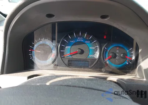 2010 Ford Fusion Se из США, поврежденный, VIN 3FAHP0HA8AR417482